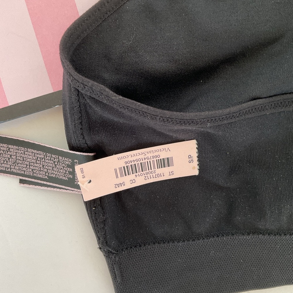 NWT Victorias Secret seamless cutout high neck bralette. Size small. - Picture 10 of 15